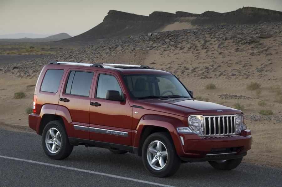 Jeep Cherokee 2008 года  (фото 79 из 161)